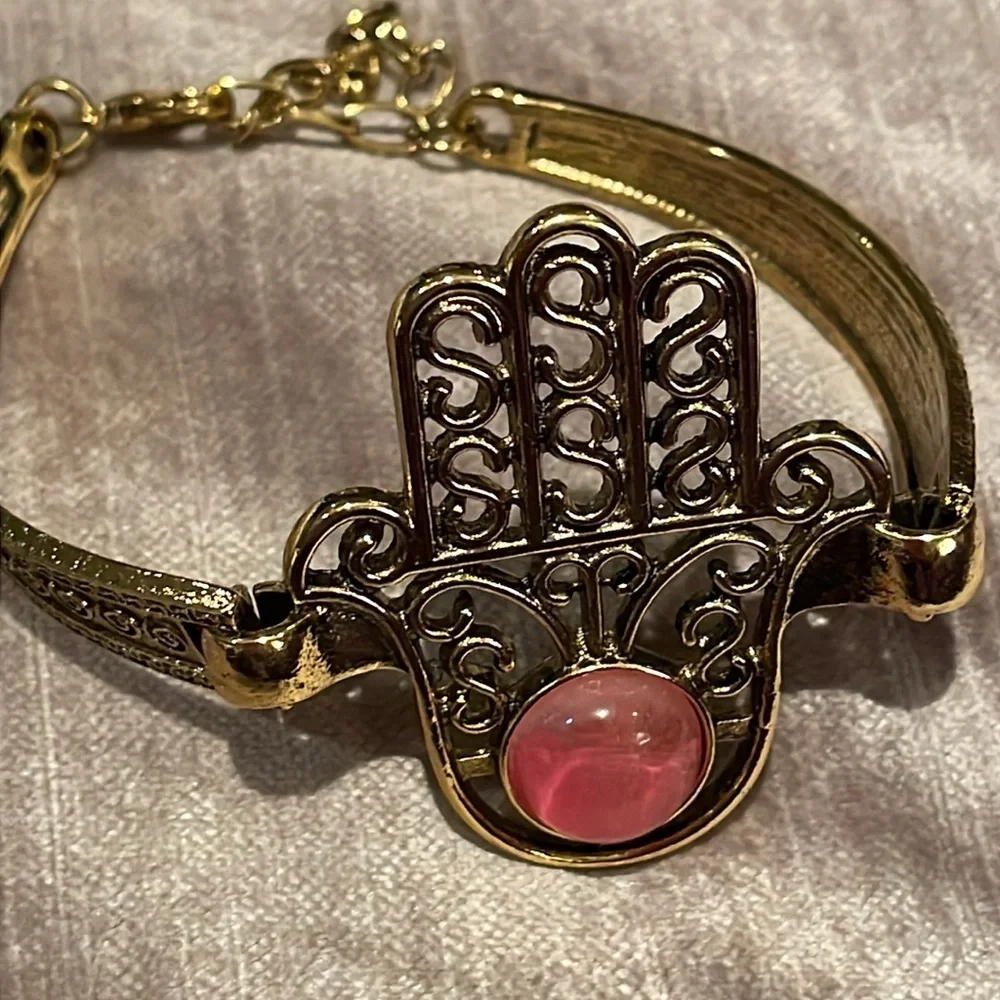 Cherry Quartz Hamsa Bangle Bracelet - Picture 2 of 4
